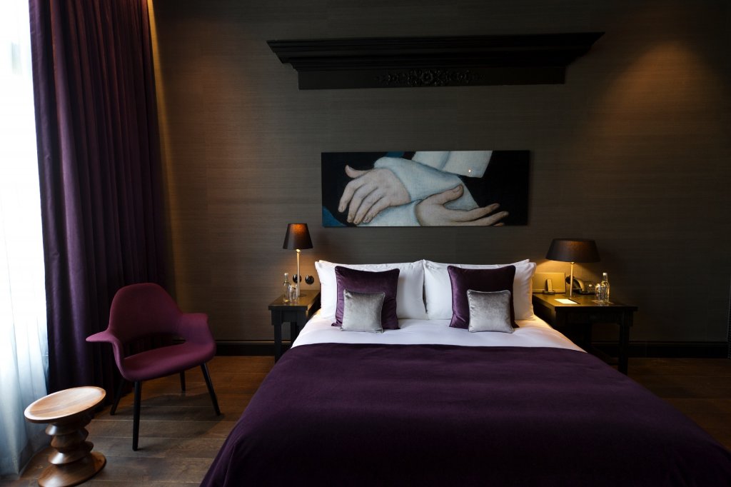 Canal House Amsterdam - Baulmann Leuchten - Exceptional Room_2