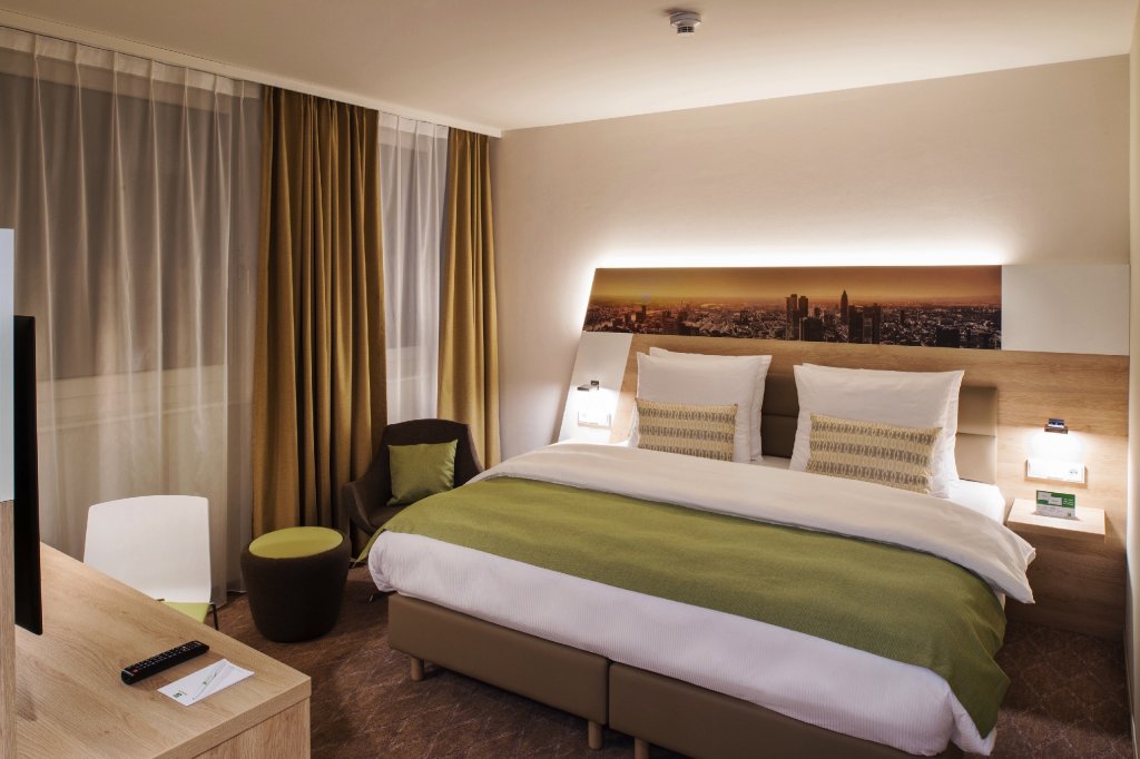 Holiday Inn Frankfurt Gateway Gardens - Baulmann Leuchten - SAE_4008