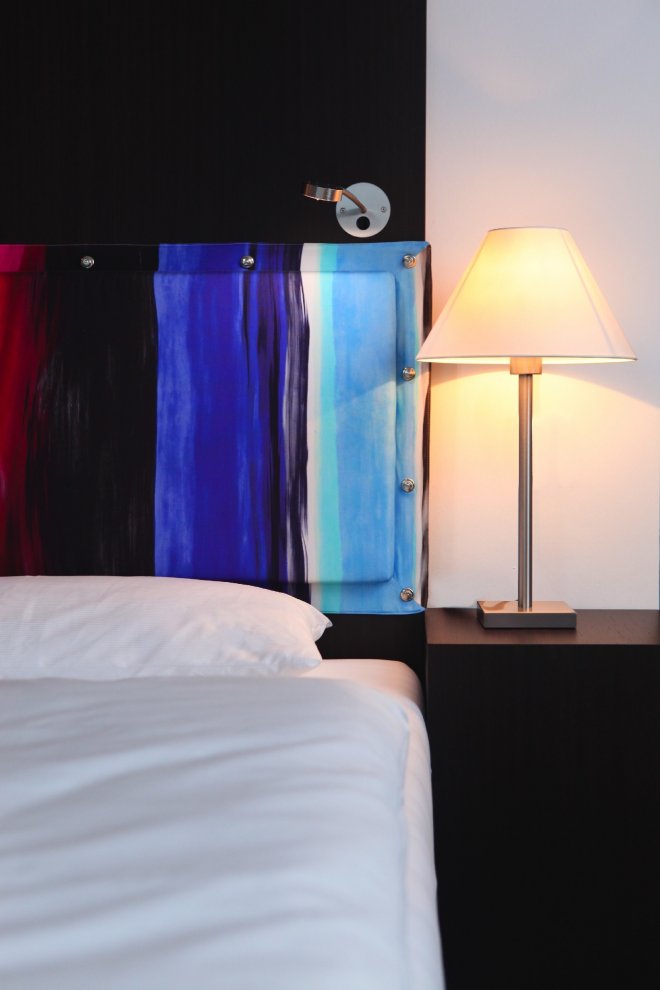 Hotel Der Blaue Reiter, Karlsruhe - Baulmann Leuchten - Hotel Der Blaue Reiter_Karlsruhe_KUBUS_Superiorzimmer6