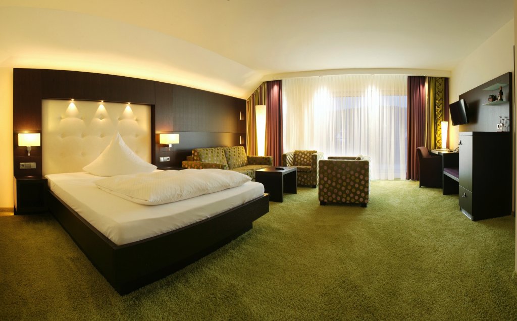 Hotel Sonne, Rudersberg - Baulmann Leuchten - C08W6200_23_panorama