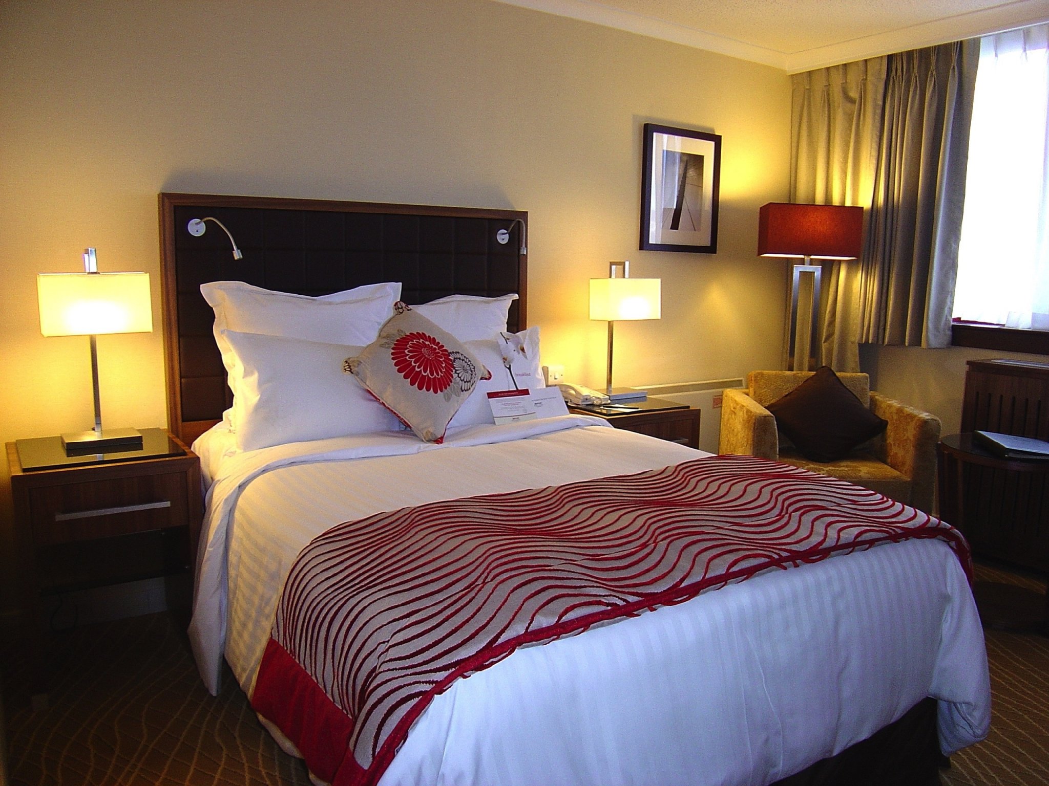 Marriott-GB - Baulmann Leuchten - Swansea-4