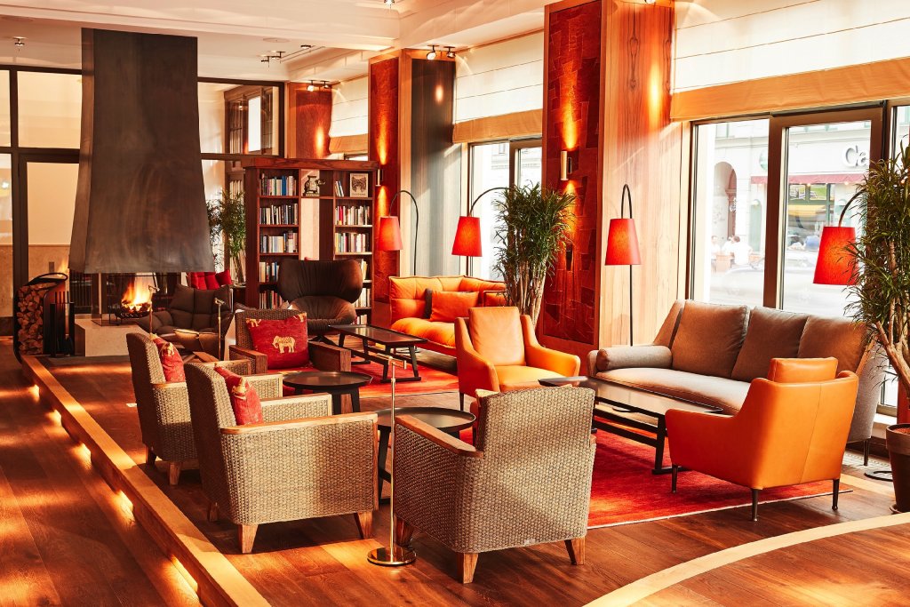 Orania Berlin - Baulmann Leuchten - Orania.Lounge