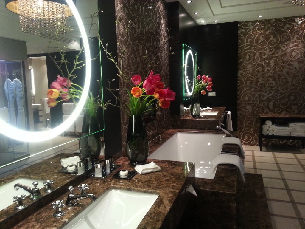 Steigenberger Frankfurter Hof - Baulmann Leuchten - 2013-02-19 11.09.26