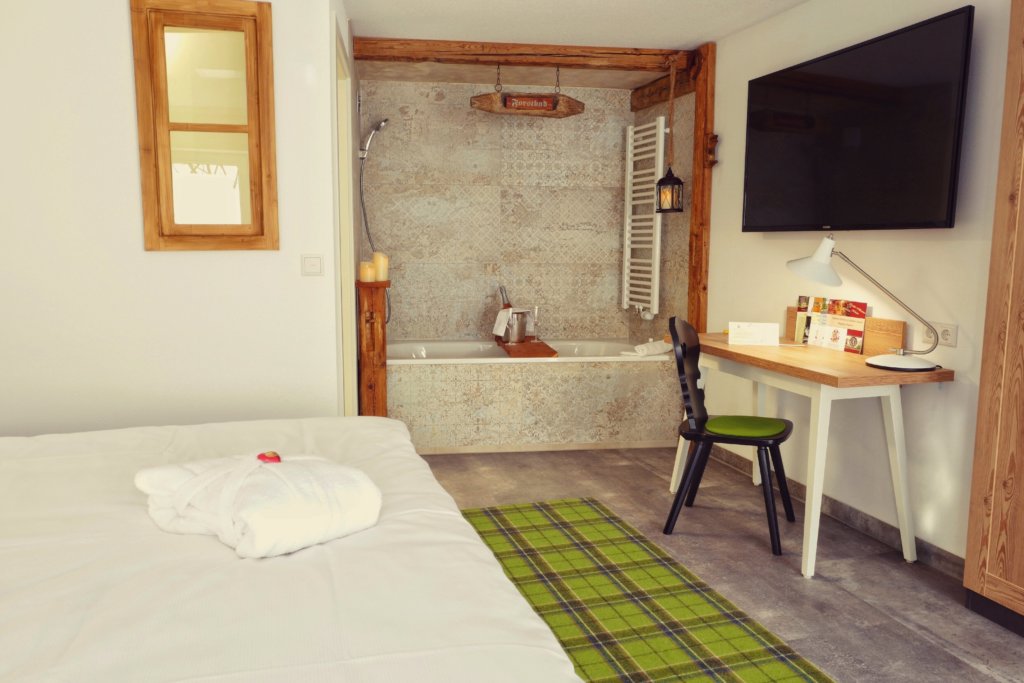 Forsthaus Bad Dürrheim - Baulmann Leuchten - L1040092