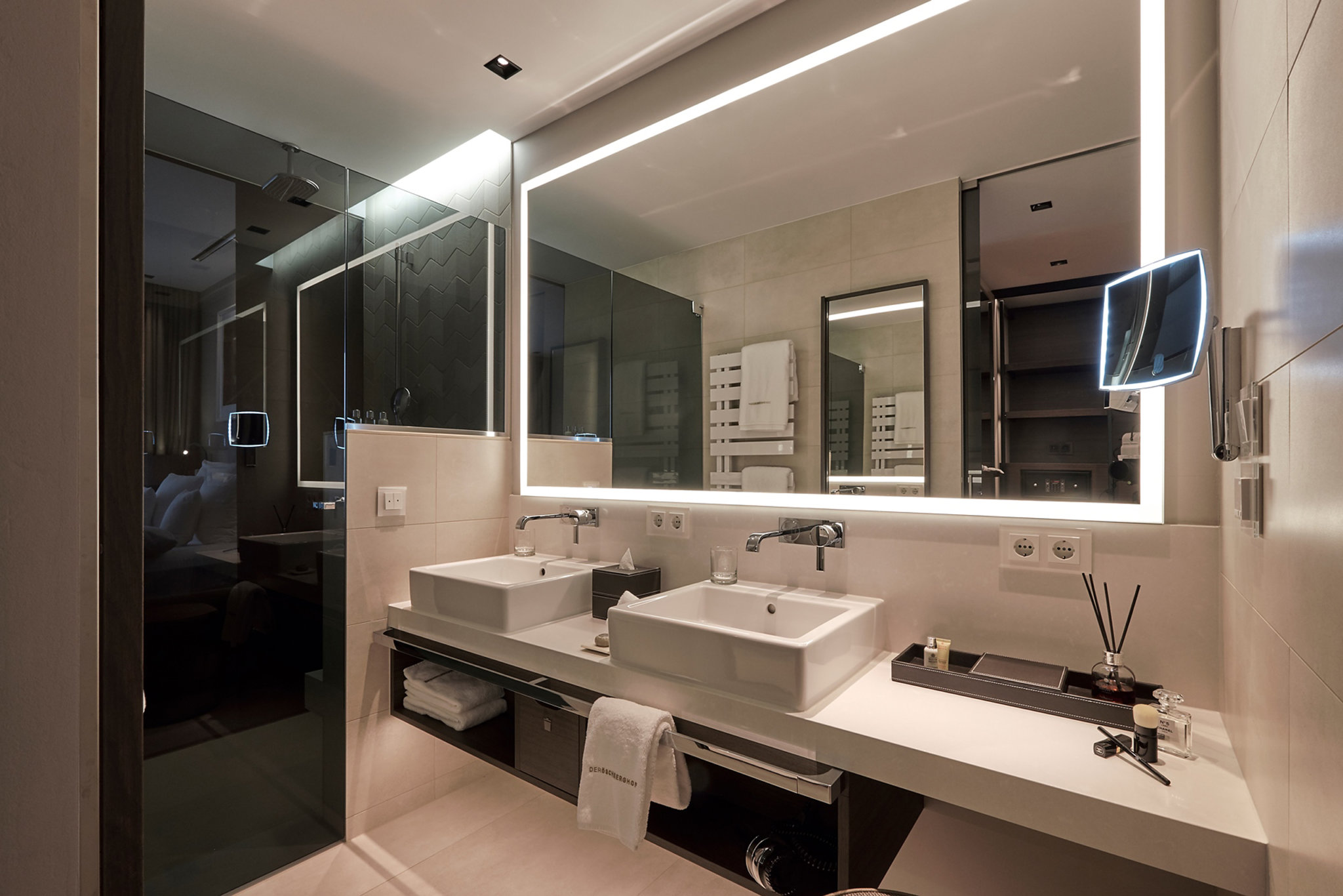 Baulmann Leuchten - Öschberghof, Donaueschingen 4_DSÜ_Badezimmer(c)Christian Kretschmar for JOI-Design