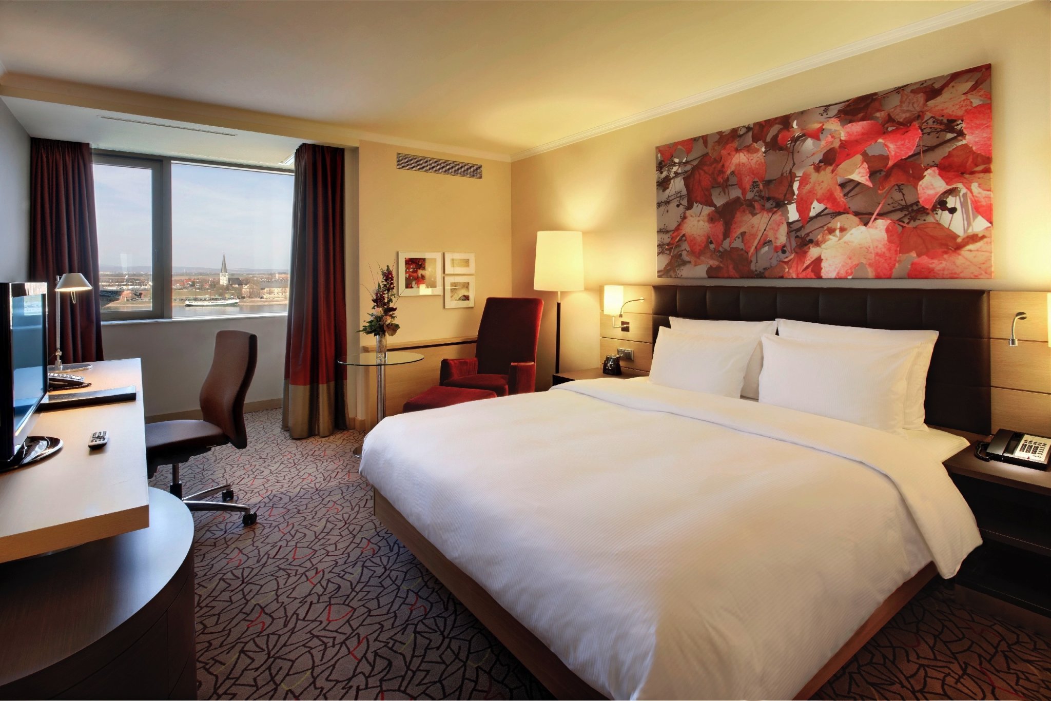 Hilton_Mainz - Baulmann Leuchten - QT24