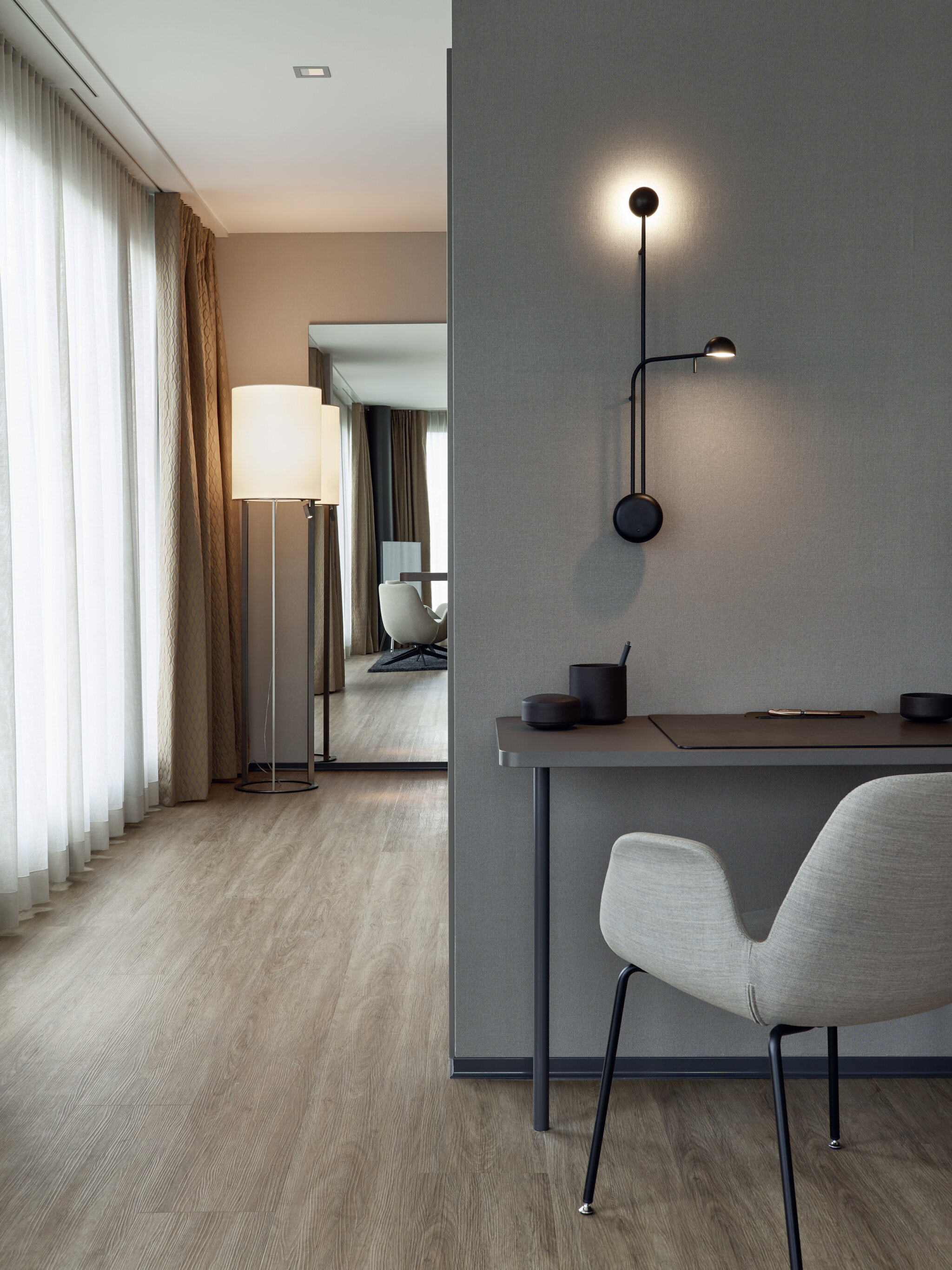 Suite Living Room (14076191)