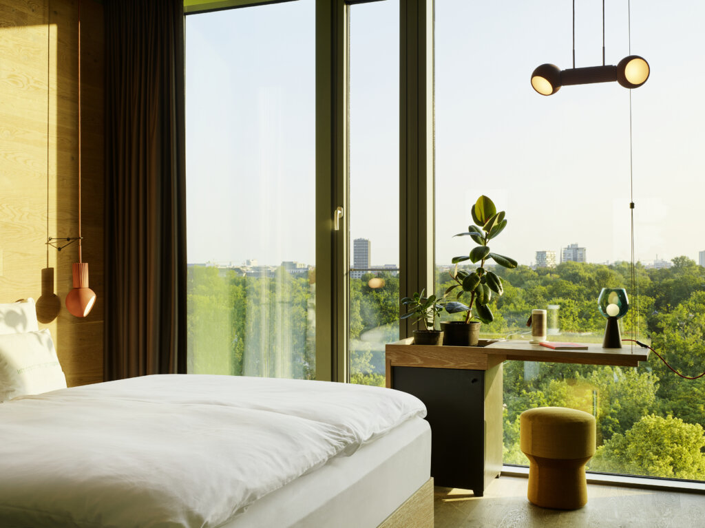 25h_Bikini_StephanLemke_Rooms_Medium_Jungle_06_3700px